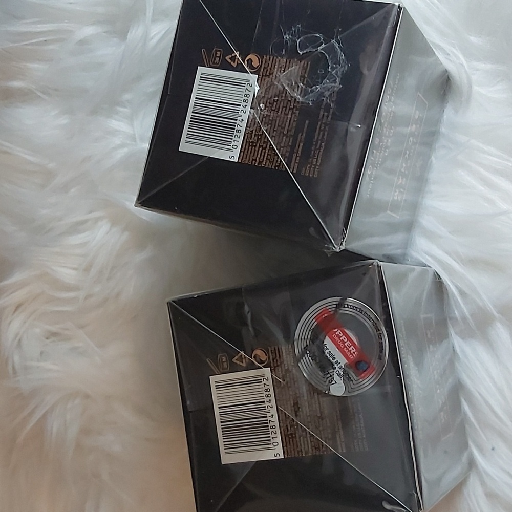 Beckham - Picture 2 of 6